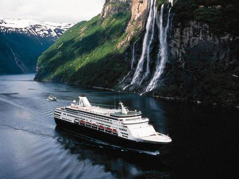 Maasdam Schiff