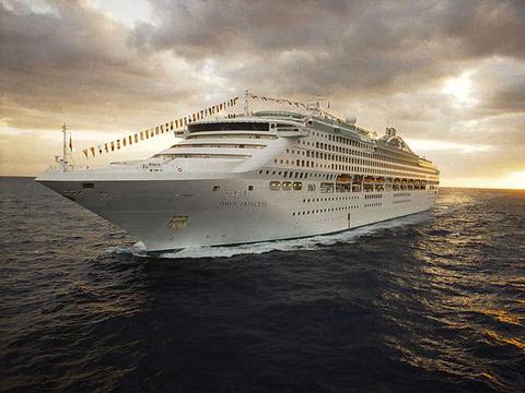 Dawn Princess Schiff