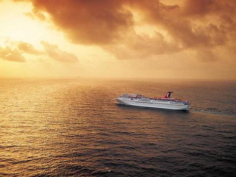 Carnival Ecstasy Schiff