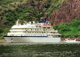 Spirit of Oceanus Schiff
