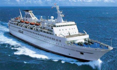 Delphin Schiff