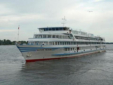 Tschechov Schiff