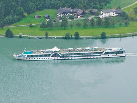 Amadeus Classic Schiff