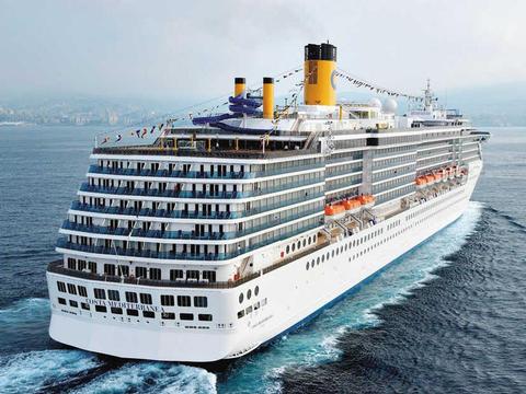 Costa Mediterranea Schiff