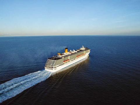 Costa Mediterranea Schiff