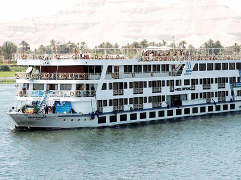 Nilschiff der Komfort-Klasse Schiff