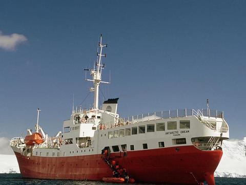 Antarctic Dream Schiff