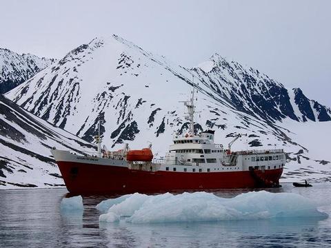 Antarctic Dream Schiff
