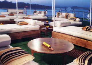 Mövenpick Royal Lotus Schiff