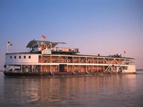 Pandaw Schiff