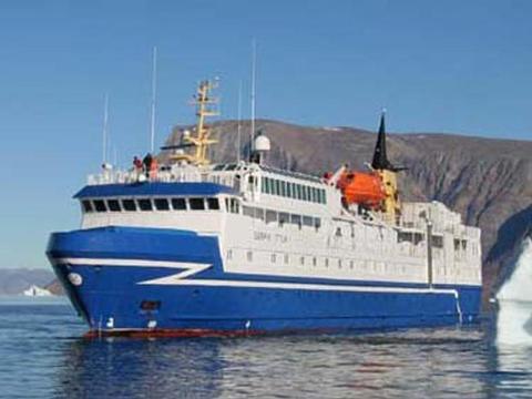 Ocean Nova Schiff