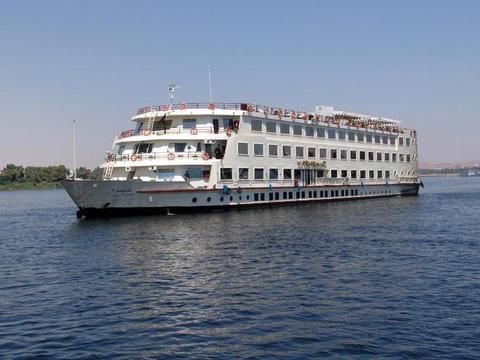 Firstclass-Nilschiff Schiff