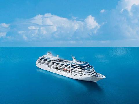 Ocean Princess Schiff