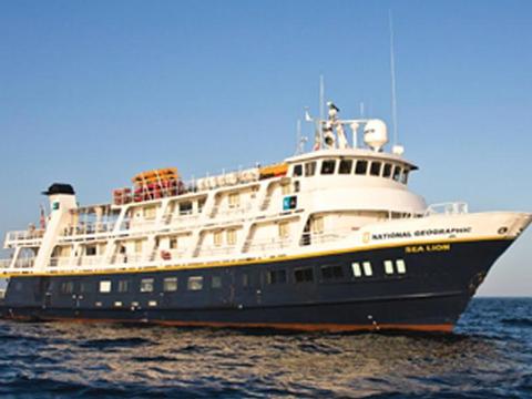 National Geographic Sea Lion Schiff