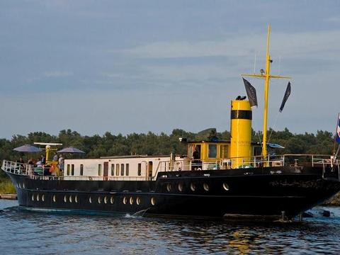 Magnifique Schiff