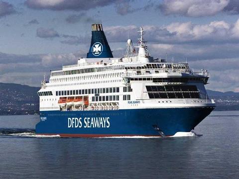 Pearl Seaways Schiff