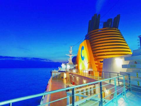 Costa Voyager Schiff