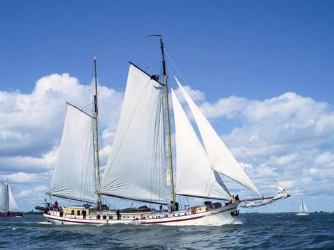 Succes Schiff