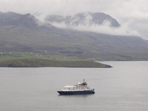 Island Sky Schiff